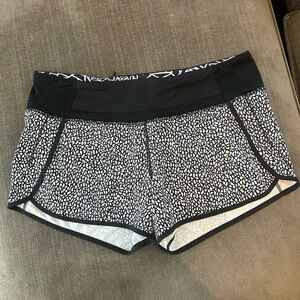 Lululemon shorts in like new condition size 10